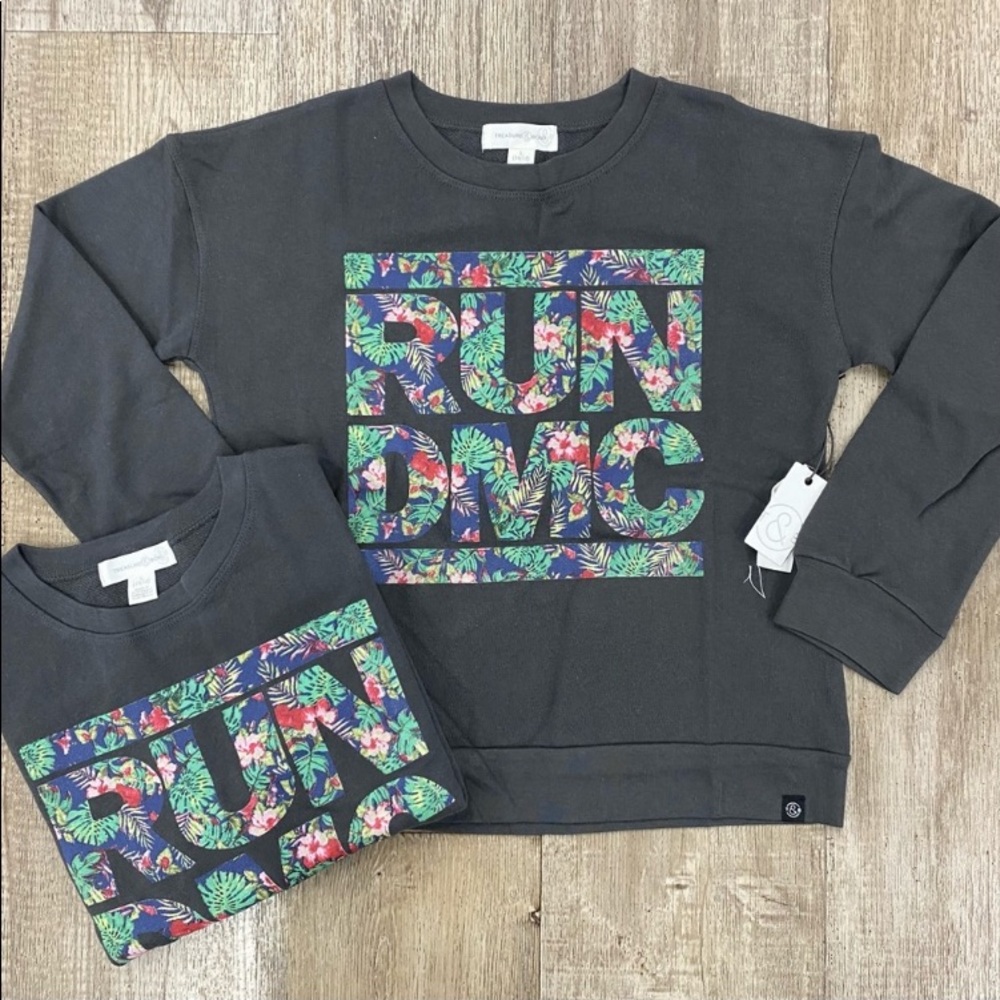 NEW! RUN DMC Hawaiian Floral Sweatshirt Size L (10/12) Treasure & Bond - Picture 2 of 10